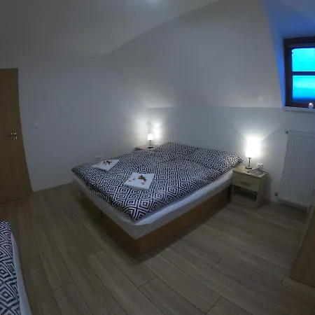 Pizzeria Viktoria Pensión